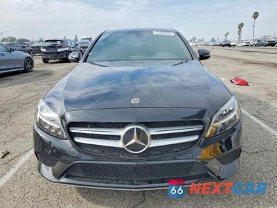 Piąte zdjęcie samochodu w środku: 2021 MERCEDES-BENZ C 300 VIN:W1KWF8DB2MR639930 - miniatura