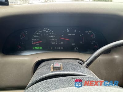 Zdjęcie 8 z 10 samochodu: 2003 FORD F250 SUPER DUTY VIN:1FTNW21P33EC81102 - miniatura