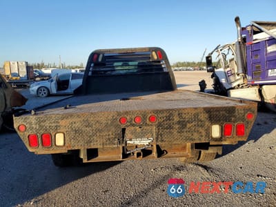 Zdjęcie 6 z 13 samochodu: 2009 CHEVROLET SILVERADO TRUCK CAB AND CHASSIS VIN:1GBJK73619F121173 - miniatura