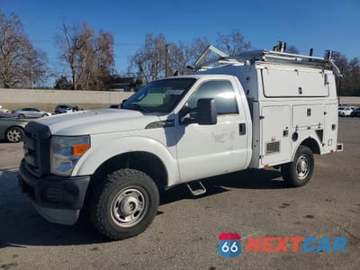 2013 FORD F350 SUPER DUTY UTILITY / SERVICE TRUCK 1FDRF3B68DEB81670 - główne zdjęcie licytacji z USA - miniatura