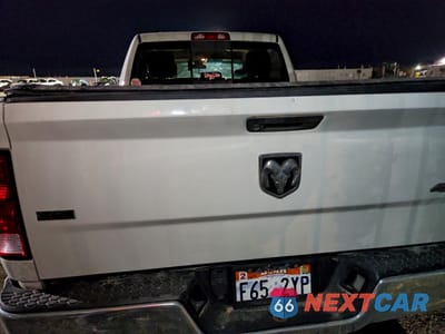 Zdjęcie 6 z 14 samochodu: 2019 RAM 1500 CLASSIC SLT VIN:1C6RR7TTXKS587446 - miniatura