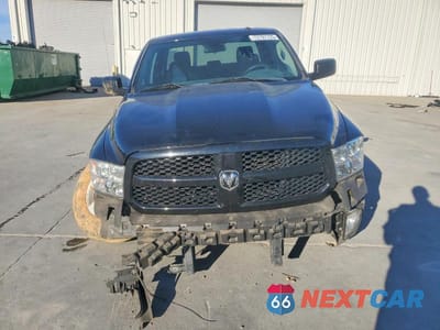 Piąte zdjęcie samochodu w środku: 2016 RAM 1500 VIN:3C6RR6KT6GG356263 - miniatura