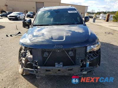 Piąte zdjęcie samochodu w środku: 2016 JEEP GRAND CHEROKEE LAREDO VIN:1C4RJFAG4GC456935 - miniatura