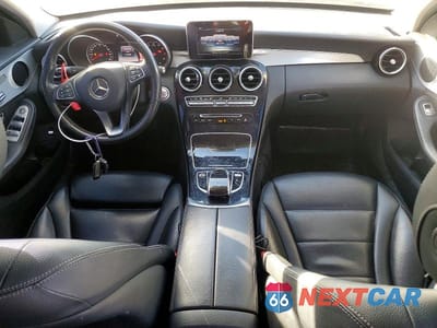 Zdjęcie 8 z 12 samochodu: 2016 MERCEDES-BENZ C 300 VIN:55SWF4JB5GU128194 - miniatura