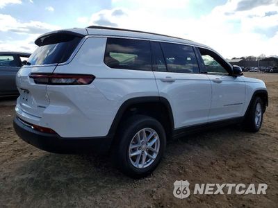 Trzecie zdjęcie samochodu z tyłu: 2025 JEEP GRAND CHEROKEE L LAREDO VIN:1C4RJJAG9S8717958 - miniatura