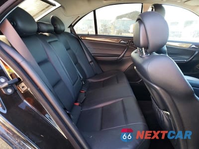 Zdjęcie 10 z 12 samochodu: 2007 MERCEDES-BENZ C 230 VIN:WDBRF52HX7F935313 - miniatura