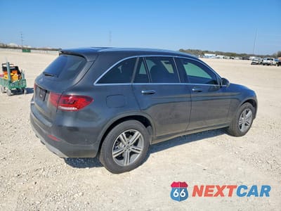 Trzecie zdjęcie samochodu z tyłu: 2022 MERCEDES-BENZ GLC 300 VIN:W1N0G8DBXNV399329 - miniatura