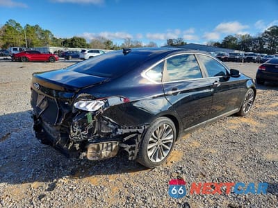 Trzecie zdjęcie samochodu z tyłu: 2015 HYUNDAI GENESIS 3.8L VIN:KMHGN4JE9FU032492 - miniatura