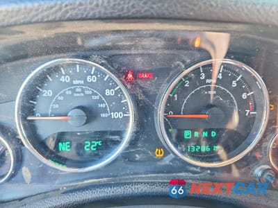 Zdjęcie 9 z 11 samochodu: 2014 JEEP WRANGLER UNLIMITED SPORT VIN:1C4BJWDGXEL311800 - miniatura