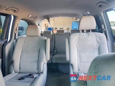 Zdjęcie 10 z 14 samochodu: 2017 HONDA ODYSSEY LX VIN:5FNRL5H25HB017505 - miniatura