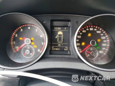Zdjęcie 9 z 12 samochodu: 2013 VOLKSWAGEN GTI VIN:WVWHD7AJ4DW130096 - miniatura
