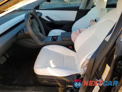 Zdjęcie 7 z 12 samochodu: 2025 TESLA MODEL 3 VIN:5YJ3E1EA8SF080285 - miniatura
