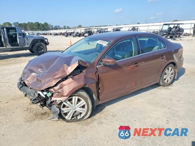 2017 VOLKSWAGEN JETTA S 3VW2B7AJ2HM382153 - główne zdjęcie licytacji z USA - miniatura