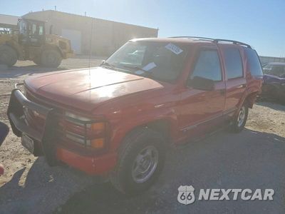 2000 CHEVROLET TAHOE K1500 1GNEK13R2YR137021 - główne zdjęcie licytacji z USA - miniatura