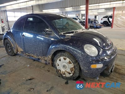 Czwarte zdjęcie samochodu z boku: 2000 VOLKSWAGEN NEW BEETLE GLS VIN:3VWCA21C2YM477100 - miniatura