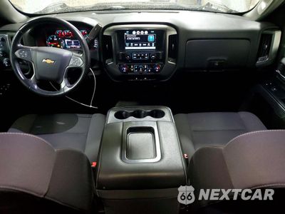 Zdjęcie 8 z 13 samochodu: 2018 CHEVROLET SILVERADO K1500 LT VIN:1GCVKREC1JZ109636 - miniatura