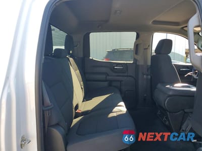 Zdjęcie 10 z 13 samochodu: 2021 GMC SIERRA K1500 VIN:3GTP9AEH8MG246031 - miniatura