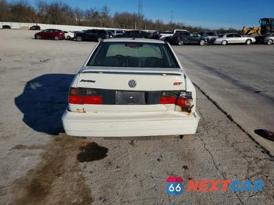 Zdjęcie 6 z 11 samochodu: 1998 VOLKSWAGEN JETTA GT VIN:3VWVA81H4WM127083 - miniatura