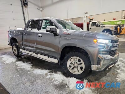 Czwarte zdjęcie samochodu z boku: 2020 CHEVROLET SILVERADO K1500 LT VIN:1GCUYDED3LZ303268 - miniatura