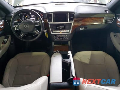 Zdjęcie 8 z 12 samochodu: 2015 MERCEDES-BENZ GL 450 4MATIC VIN:4JGDF6EE9FA528383 - miniatura