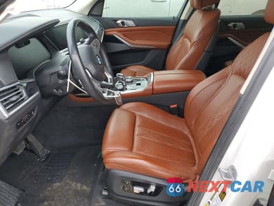 Zdjęcie 7 z 12 samochodu: 2021 BMW X7 XDRIVE40I VIN:5UXCW2C07M9G15795 - miniatura