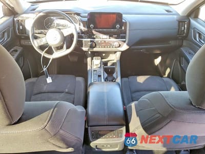 Zdjęcie 8 z 12 samochodu: 2023 NISSAN PATHFINDER SV VIN:5N1DR3BA2PC260130 - miniatura