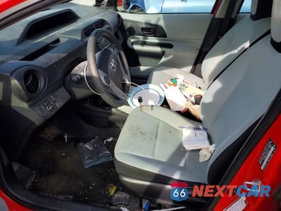 Zdjęcie 7 z 12 samochodu: 2012 TOYOTA PRIUS C VIN:JTDKDTB36C1523298 - miniatura