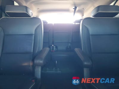 Zdjęcie 10 z 15 samochodu: 2024 GMC YUKON XL K1500 SLT VIN:1GKS2GKD4RR249183 - miniatura