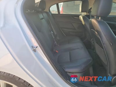 Zdjęcie 10 z 12 samochodu: 2017 JAGUAR XE FIRST EDITION VIN:SAJAH4BV4HA946591 - miniatura
