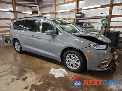 Czwarte zdjęcie samochodu z boku: 2022 CHRYSLER PACIFICA TOURING L VIN:2C4RC1BG9NR176153 - miniatura