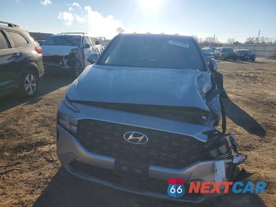 Piąte zdjęcie samochodu w środku: 2023 HYUNDAI SANTA FE SE VIN:5NMS1DAJ7PH580216 - miniatura