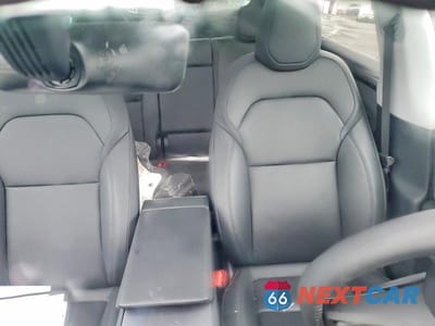 Zdjęcie 10 z 13 samochodu: 2026 TESLA MODEL Y VIN:7SAYGDEE2TF408163 - miniatura