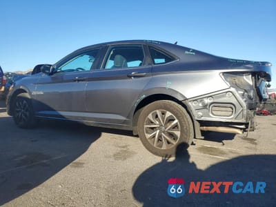 Drugie zdjęcie samochodu z przodu: 2022 VOLKSWAGEN JETTA S VIN:3VWCM7BU3NM000893 - miniatura