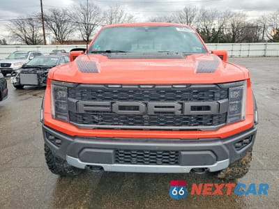 Piąte zdjęcie samochodu w środku: 2022 FORD F150 RAPTOR VIN:1FTFW1RG7NFA86927 - miniatura