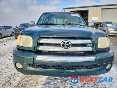 Piąte zdjęcie samochodu w środku: 2004 TOYOTA TUNDRA ACCESS CAB SR5 VIN:5TBBT44174S451142 - miniatura