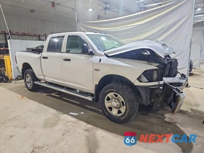 Czwarte zdjęcie samochodu z boku: 2017 RAM 2500 ST VIN:3C6UR5CJ9HG786517 - miniatura