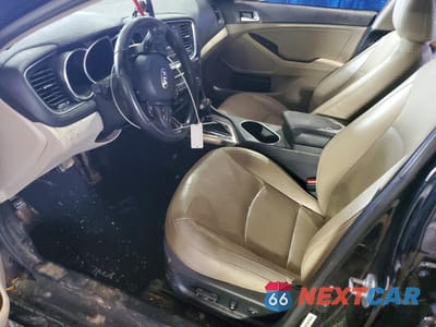 Zdjęcie 7 z 12 samochodu: 2015 KIA OPTIMA VIN:5XXGN4A72FG403567 - miniatura