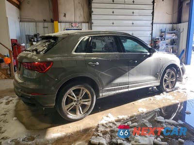 Trzecie zdjęcie samochodu z tyłu: 2020 AUDI Q3 PREMIUM S LINE VIN:WA1DECF35L1115210 - miniatura