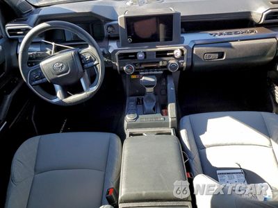 Zdjęcie 8 z 14 samochodu: 2025 TOYOTA TACOMA DOUBLE CAB VIN:3TMKB5FN6SM050324 - miniatura