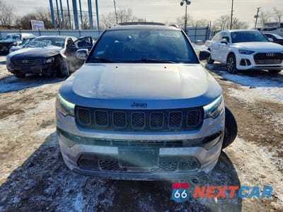 Piąte zdjęcie samochodu w środku: 2024 JEEP COMPASS LIMITED VIN:3C4NJDCN6RT601687 - miniatura
