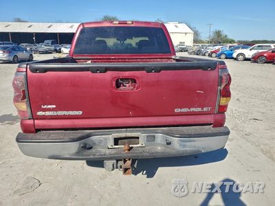 Zdjęcie 6 z 14 samochodu: 2005 CHEVROLET SILVERADO C1500 VIN:2GCEC13T551146155 - miniatura