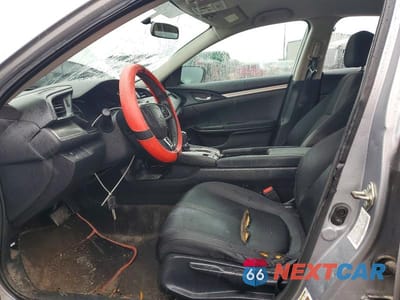 Zdjęcie 7 z 11 samochodu: 2016 HONDA CIVIC LX VIN:19XFC2F51GE080667 - miniatura