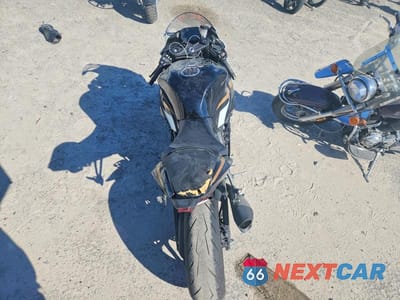 Zdjęcie 6 z 9 samochodu: 2026 KAWASAKI ZX636 K VIN:JKBZXJJ11TA039930 - miniatura