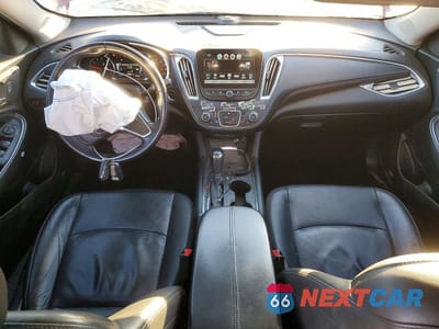 Zdjęcie 8 z 12 samochodu: 2018 CHEVROLET MALIBU LT VIN:1G1ZD5ST6JF249037 - miniatura