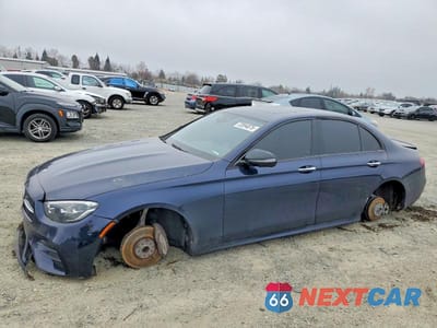 2021 MERCEDES-BENZ E 350 W1KZF8DB9MA916388 - główne zdjęcie licytacji z USA - miniatura