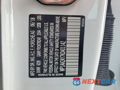 Zdjęcie 14 z 14 samochodu: 2019 PORSCHE CAYENNE VIN:WP1AA2AY7KDA01142 - miniatura