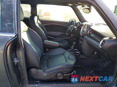 Zdjęcie 10 z 12 samochodu: 2011 MINI COOPER S CLUBMAN VIN:WMWZG3C56BTY36387 - miniatura