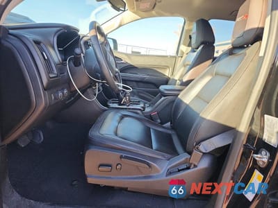 Zdjęcie 7 z 12 samochodu: 2022 GMC CANYON AT4 VIN:1GTG6FEN0N1289936 - miniatura