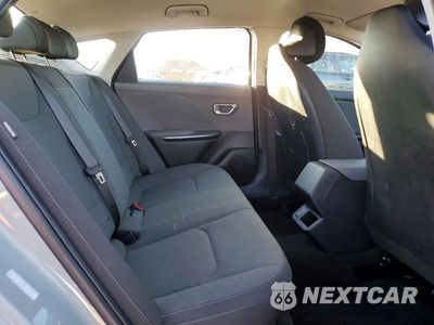 Zdjęcie 10 z 11 samochodu: 2025 KIA K4 LX VIN:3KPFT4DE5SE145897 - miniatura