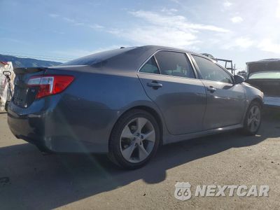 Trzecie zdjęcie samochodu z tyłu: 2013 TOYOTA CAMRY SE VIN:4T1BK1FK2DU530305 - miniatura